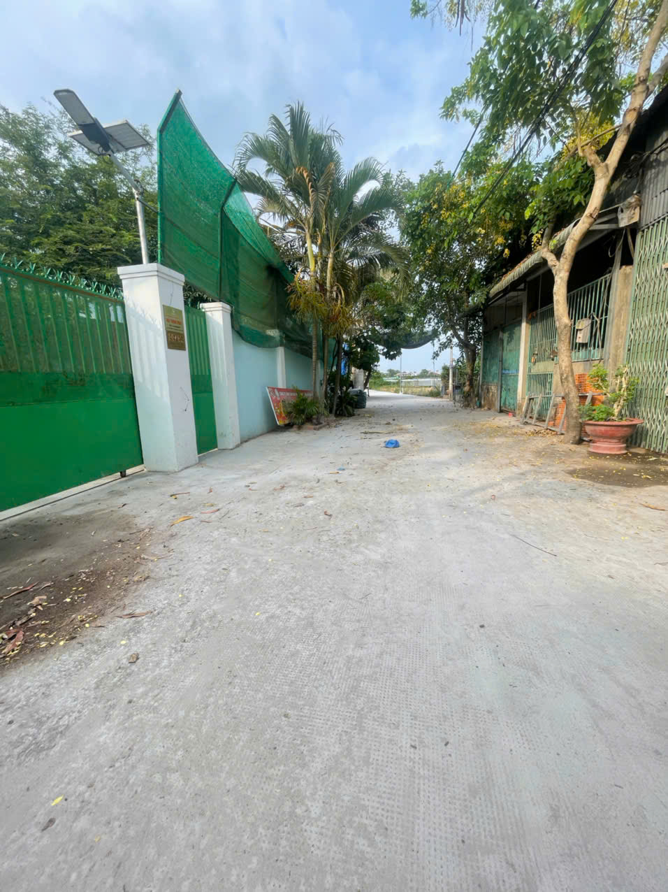 Bán đất thổ vườn đường beton xe tải xã Tân Phú Trung dt 1000m2 ( 200m2 thổ ) giá 5,5 tỷ