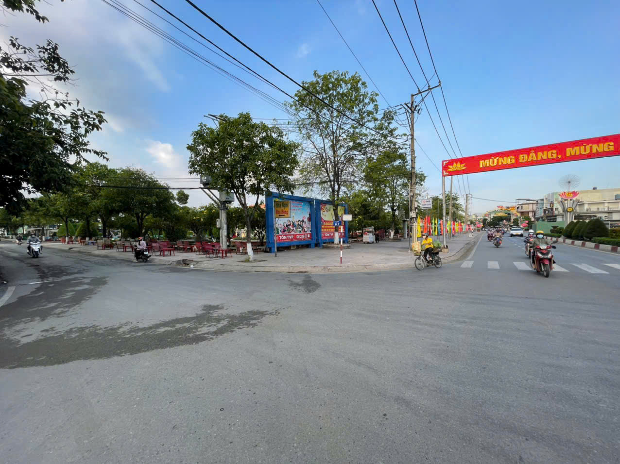 Nhà kho 2 mt xã Thanh Phú, huyện Bến Lức tổng dt 1234m2 giá 18,48 tỷ