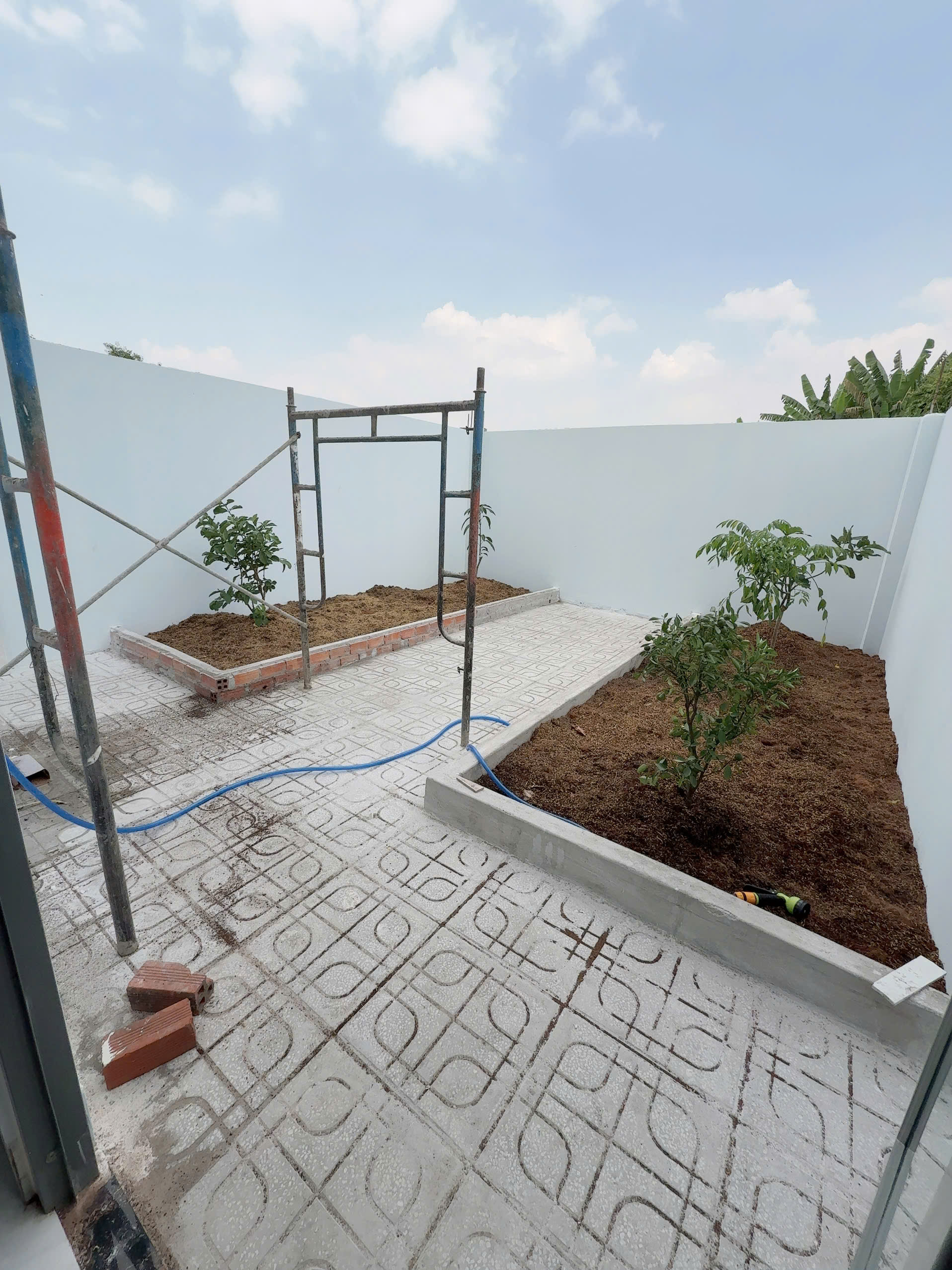 Bán nhà mới xây Phước Lợi, Bến lức dt 150m2 đã hoàn công  ,1 lầu , 2pn,2wc giá 2,2 tỷ