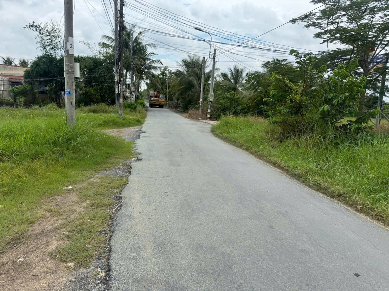 17 lô thổ cư xã Tân lân, Cần Đước, Long An dt 110m2 -> 130m2 tùy lô giá 750tr/ nền