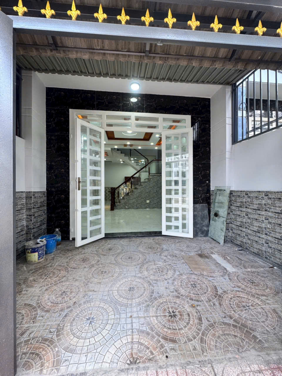 Bán nhà đẹp đồng bộ hẻm Liên Khu 4-5 , Bình Hưng Hòa B ,dt 58,5m2 ,3 lầu, 4pn, 3wc giá 5,58 tỷ