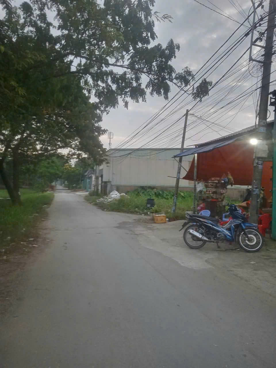 Nhà xưởng Vĩnh Lộc B, Bình Chánh dt 300m2 giá 9 tỷ