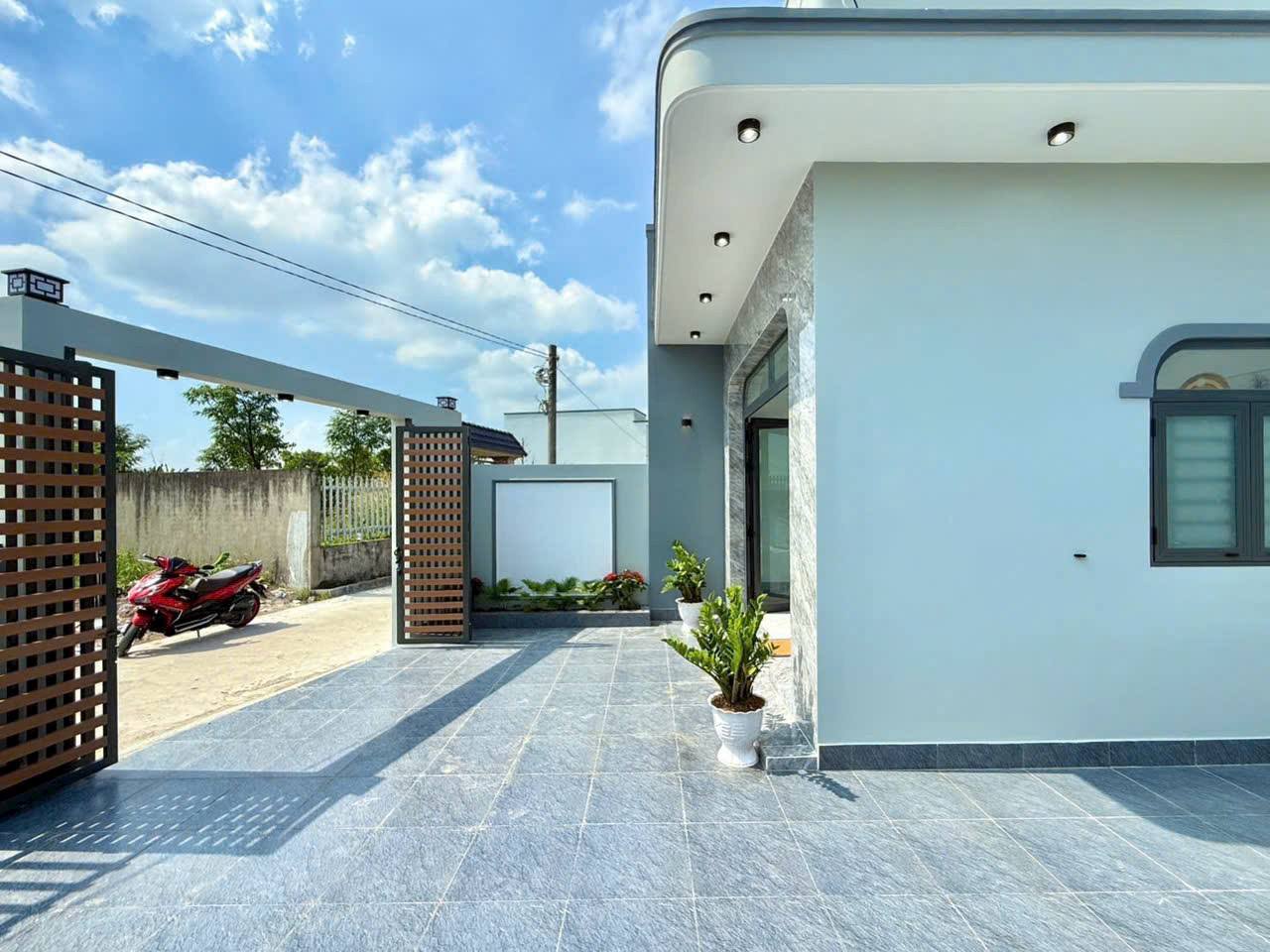 Bán nhà vườn cấp 4 xã Mỹ Lộc , Cần Giuộc tdt 133m2 2pn, 2wc giá 1,9 tỷ