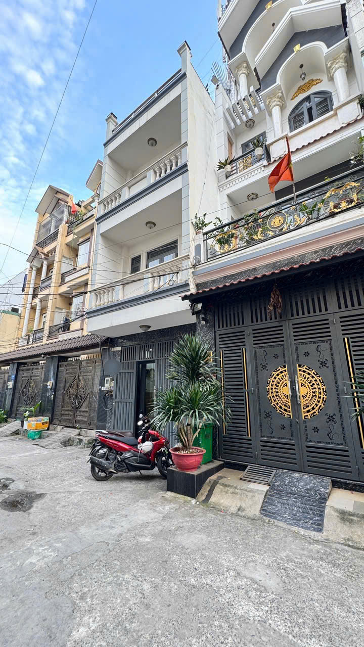  Bán nhà hẻm ngay chợ liên khu 5-6, Bình Hưng Hòa B dt 68m2 , 3 lầu , 4pn, 5wc giá 5,7 tỷ