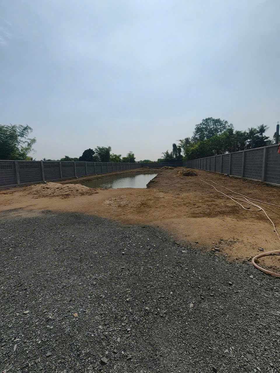 Bán lô đất đẹp có tường rào thích hợp xây biệt thự, nhà vườn xã Phước Lợi dt 1988m2 (350m2 thổ) giá 6,5 tỷ