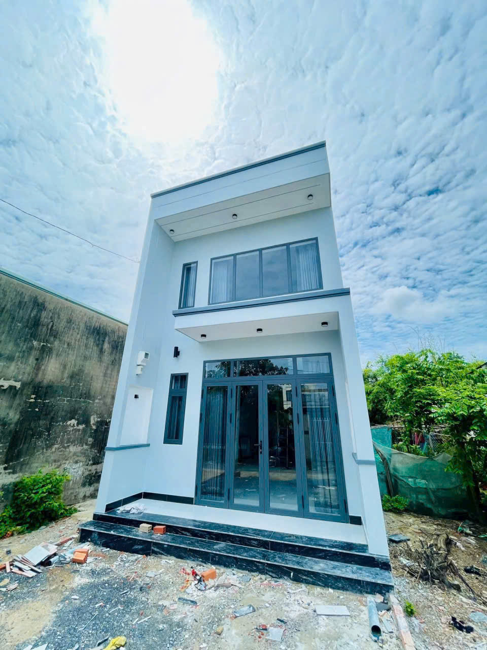 Nhà mới xây xã Tân Phú Trung, Củ Chi dt 110m2 1 lầu 3pn 2wc giá 2,9 tỷ