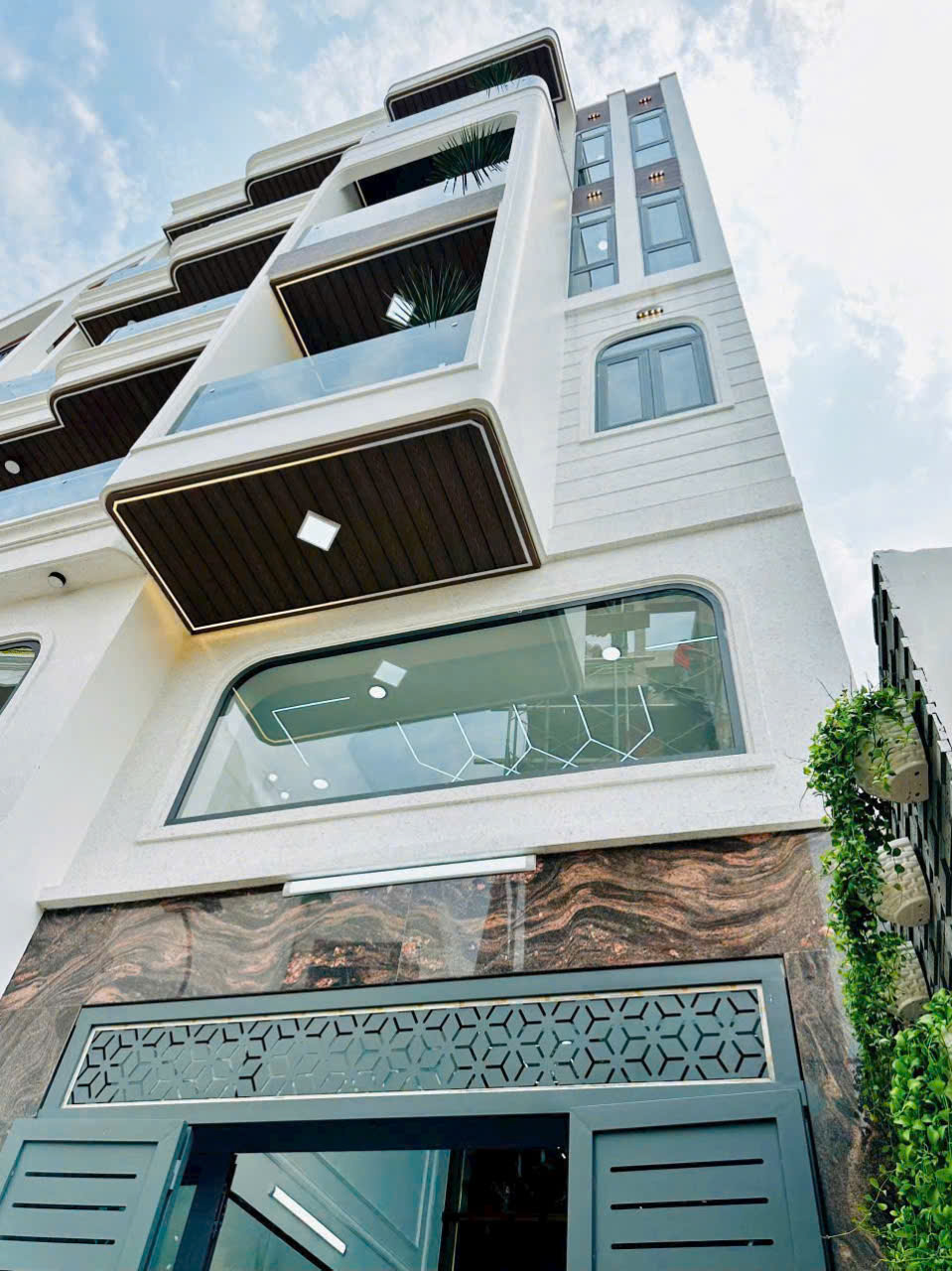 Siêu phẩm nhà phố KDC Mã Lò, Bình Trị Đông dt 66m2 3 lầu 5pn 5wc giá 8,2 tỷ