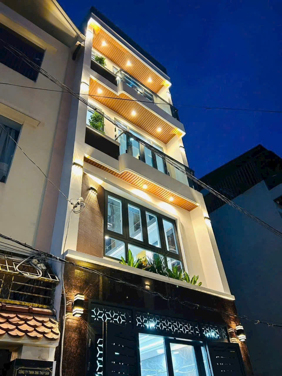 Bán nhà hẻm đường số 3, Bình Hưng Hòa dt 52m2 , 3 lầu 4pn,5wc giá 6,35 tỷ