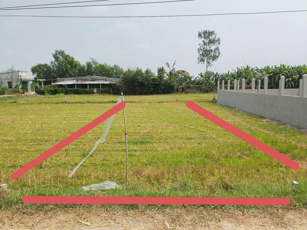 Bán đất thổ cư đường beton xe hơi tới đất ở xã Hậu Nghĩa , Đức Hòa dt 150m2 giá 850 triệu