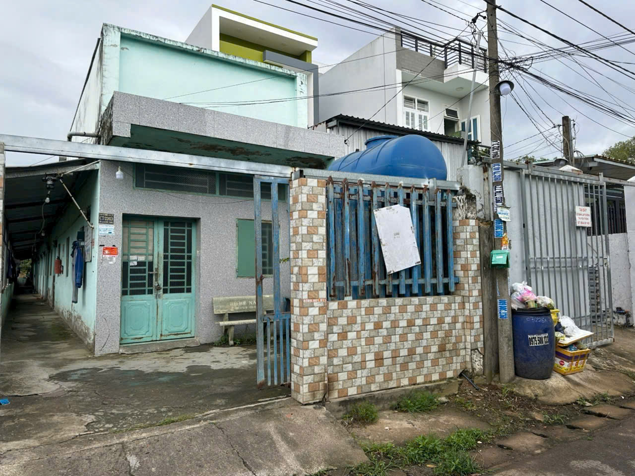 Dãy trọ 11 phòng // Trần Văn Giàu , xã Bình lợi, huyện Bình Chánh tổng dt 250m2 giá 4,5 tỷ