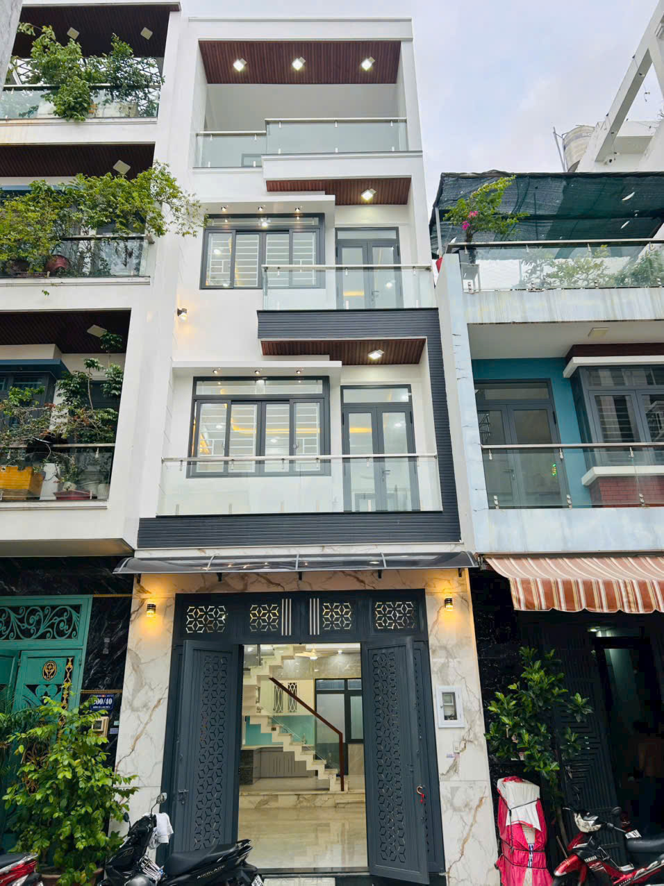 Nhà hẻm đường số 6, Bình Hưng Hòa B dt 60,7m2 , 3 lầu 4pn 5wc giá 5,95 tỷ