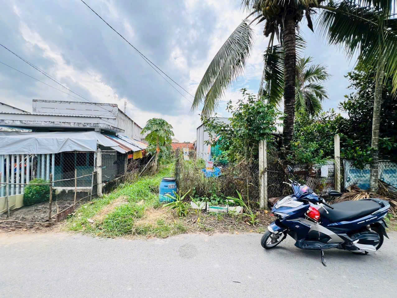 Bán đất thổ cư đường 30, xã Tân Thông Hội đường beton oto dt 135m2 giá 2,55 tỷ