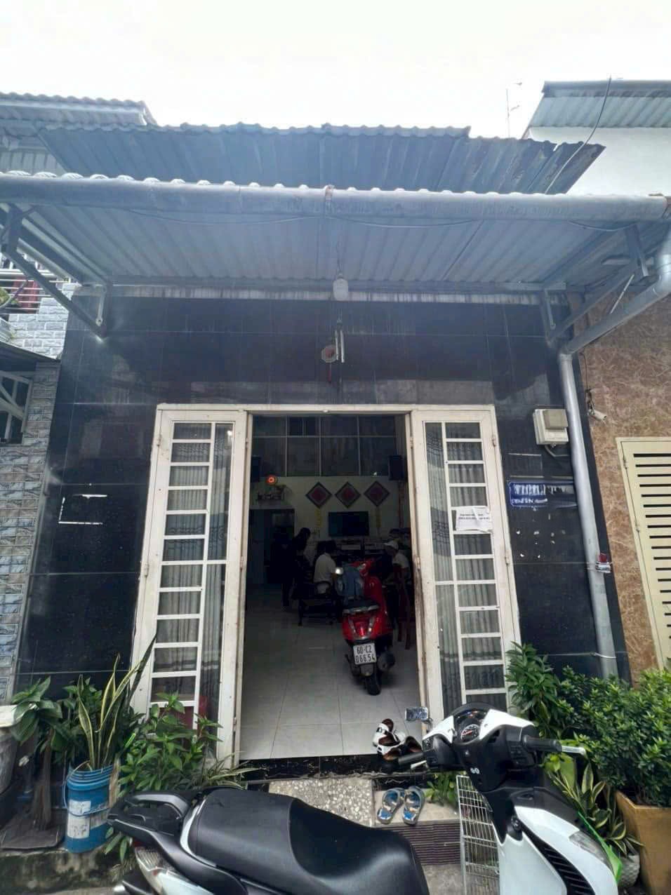 Bán nhà 488// Lê Trọng Tấn, Tây Thạnh dt 62m2 1 lửng 2pn 2wc giá 4,95 tỷ